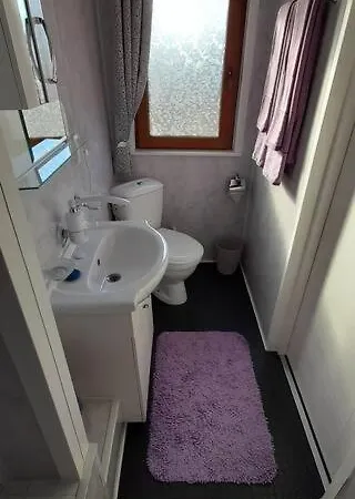 Apartament Weaver Studio Apartment, With Outside Space, Near