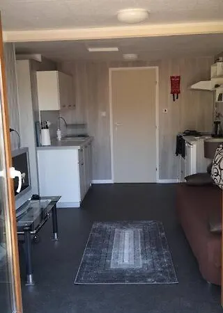 Apartament Weaver Studio Apartment, With Outside Space, Near *