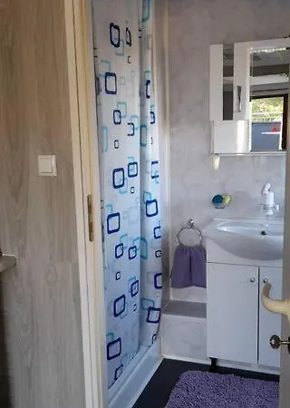 Weaver Studio Apartment, With Outside Space, Near Apartament Burgas
