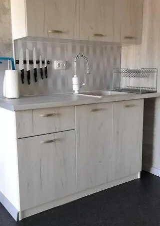 Apartament Weaver Studio Apartment, With Outside Space, Near Burgas